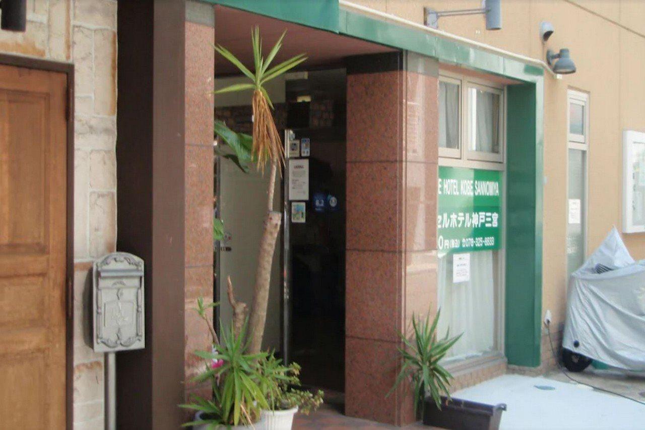 Capsule Hotel Kobe Sannomiya (Adults Only) Exterior foto